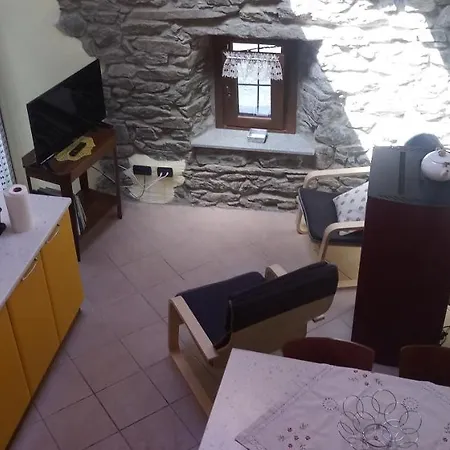 Lo Peillo Casa de Férias *